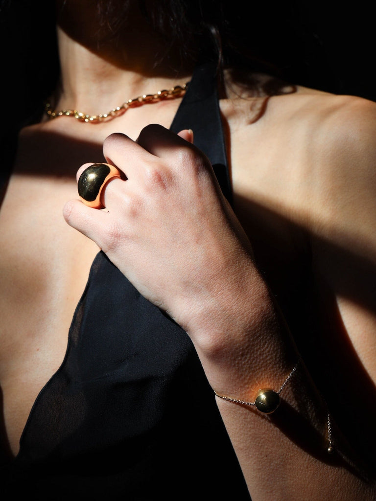 Large Gold Orb Ring Ring bagatiba