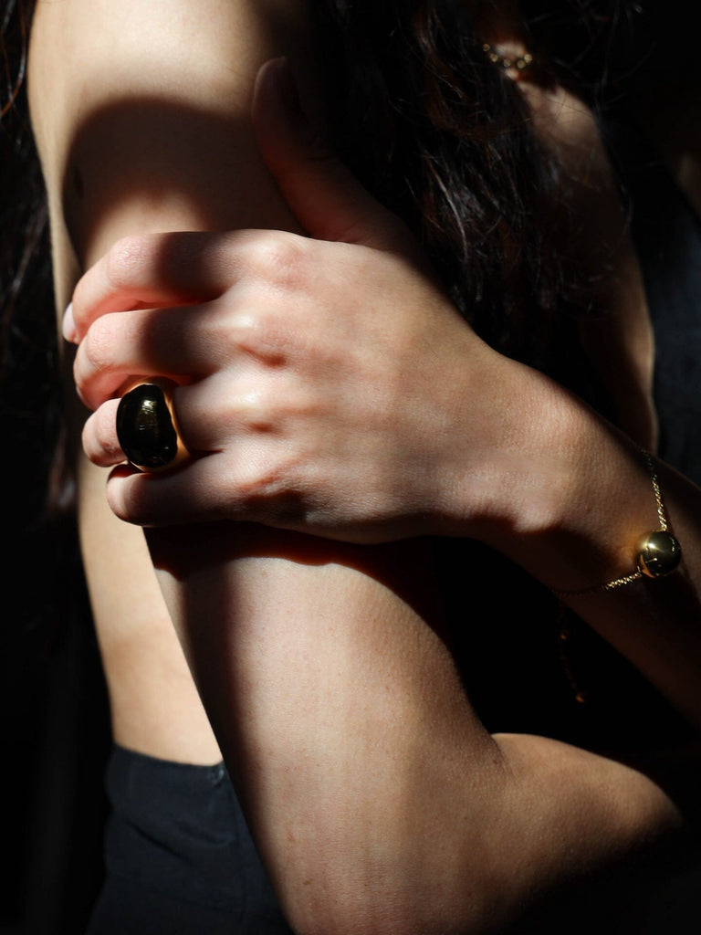 Large Gold Orb Ring Ring bagatiba