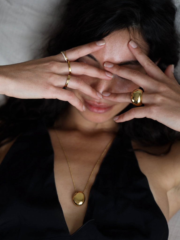 Polished Gold Ring Ring Bagatiba