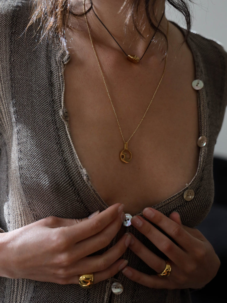 Single Gold Pearl Necklace necklace Bagatiba