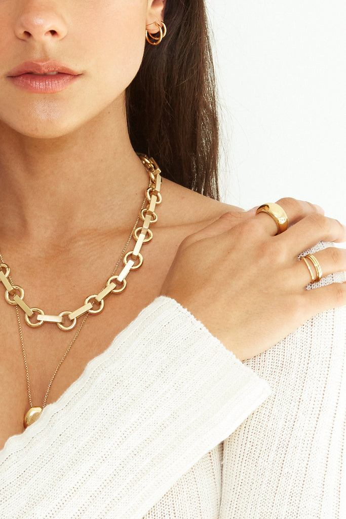 Brushed Gold Ring Ring Bagatiba