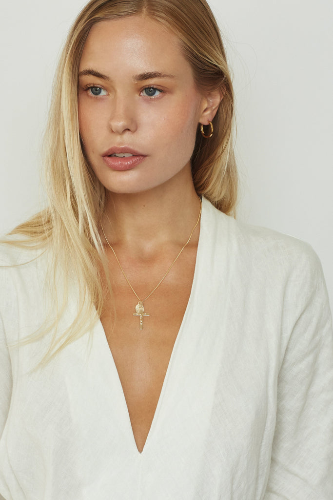 Model wearing D2C Necklace and Small Simple Hoops  Bagatiba