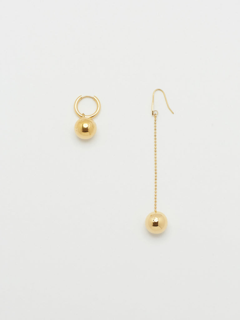Flat lay view of 1 Drop Sphere Earrings & 1 Sphere Hoop  Earrings bagatiba