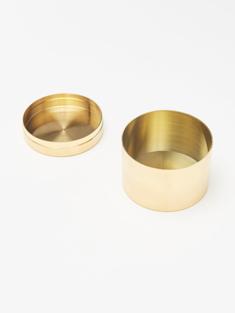 Top view flat lay of open Holding Jar extra bagatiba