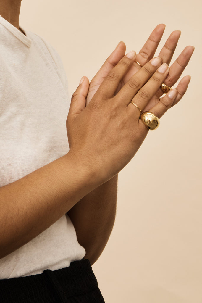 Large Gold Orb Ring Ring bagatiba