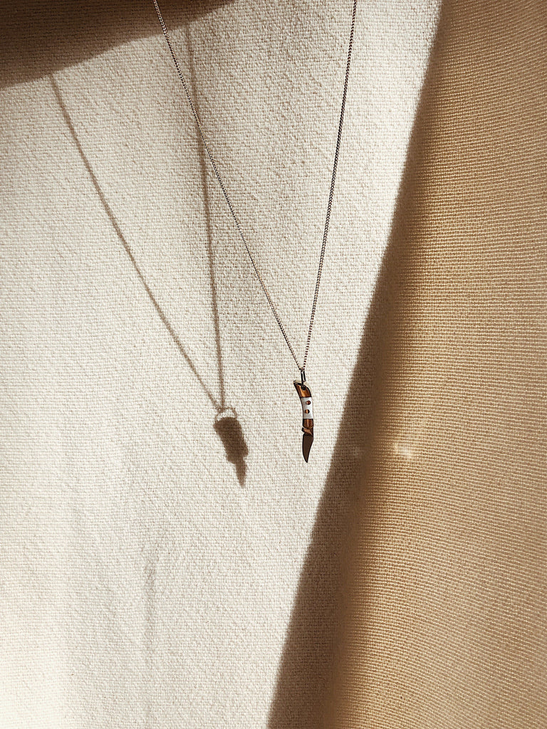 Opal PK Necklace in natural light Bagatiba