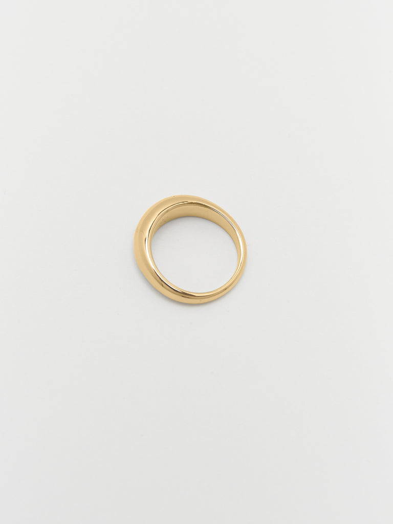 Close view flat lay of the Thin Gold Orb Ring Ring bagatiba
