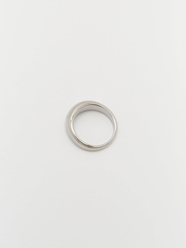 Close view flat lay of Thin Silver Orb Ring Ring bagatiba