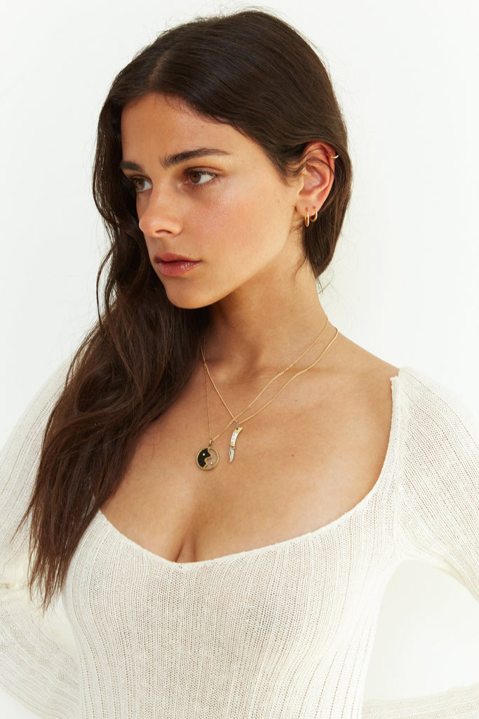 Yin Yang Glass Necklace Necklace bagatiba