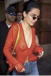 KENDALL IN D2C NECKLACE