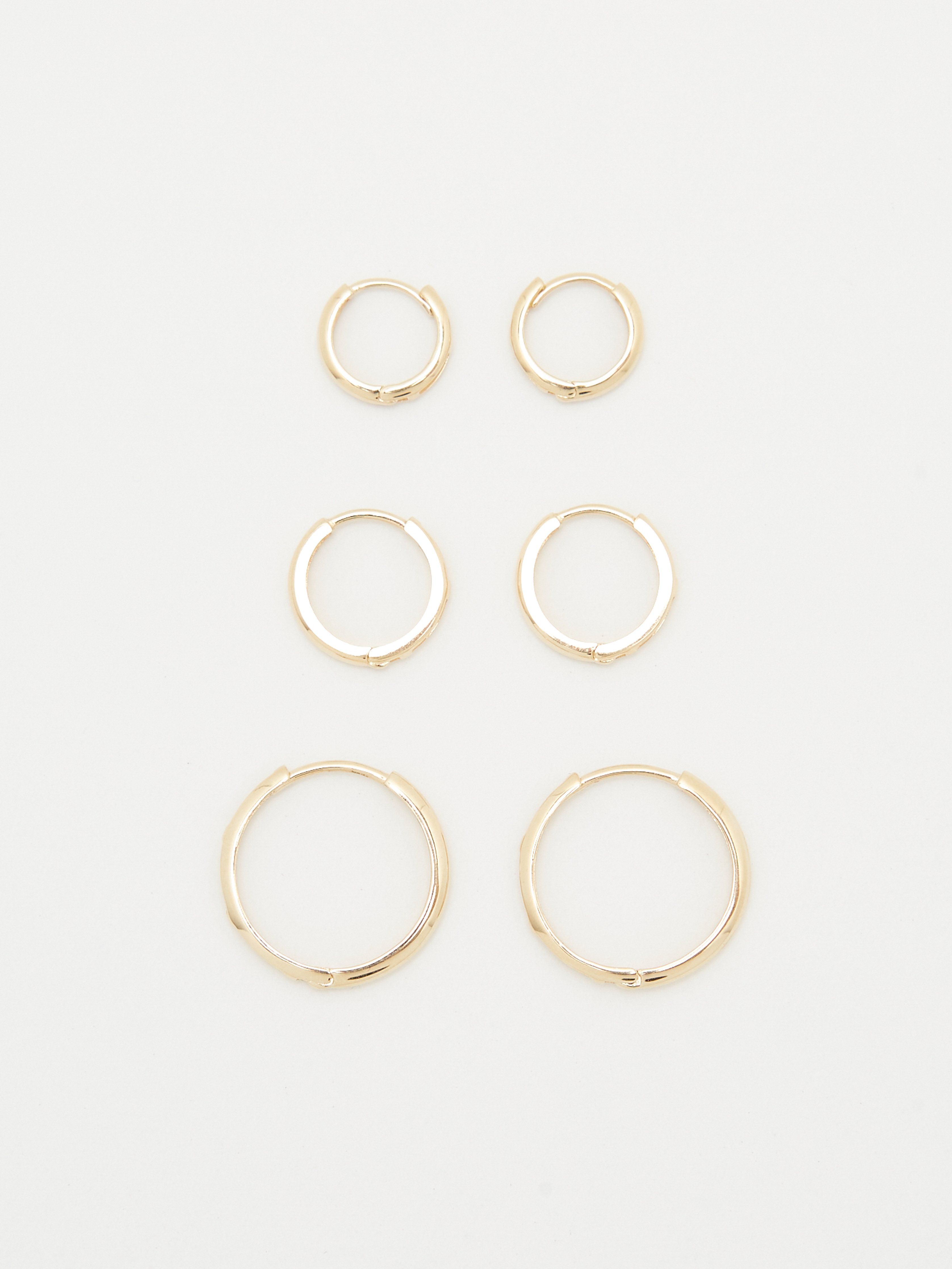 14K Medium Huggie Hoops Earrings Bagatiba 