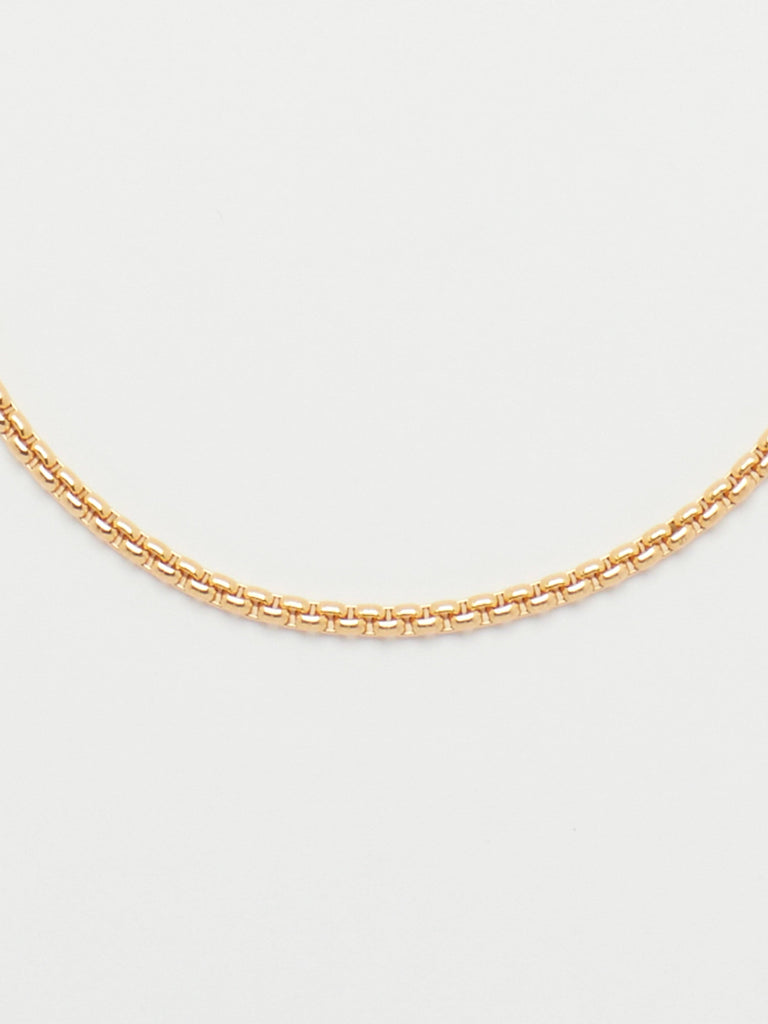  Close up flat lay 16" Snake Chain Necklace bagatiba 