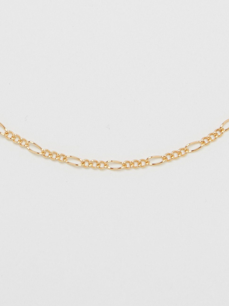 Detail shot flat lay of 313 Choker Choker Bagatiba 