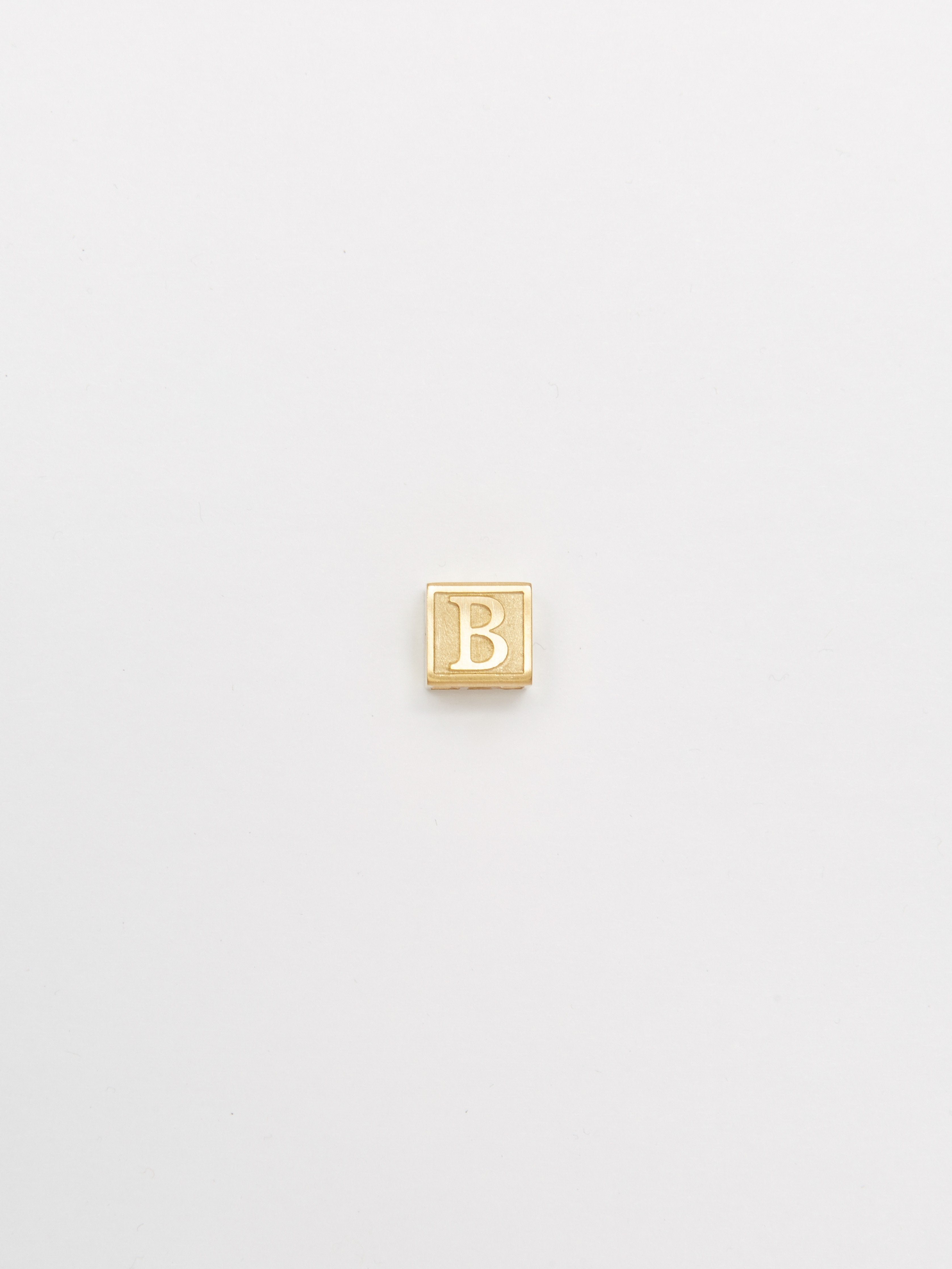 Full view flat lay of "B" Letter Block letter Bagatiba