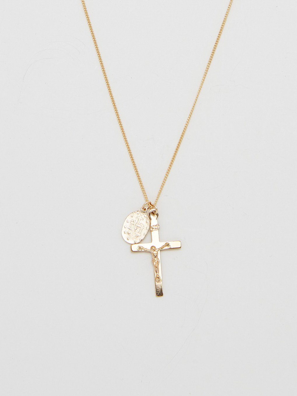 Cropped view flat lay of D2C Necklace Necklace Bagatiba 