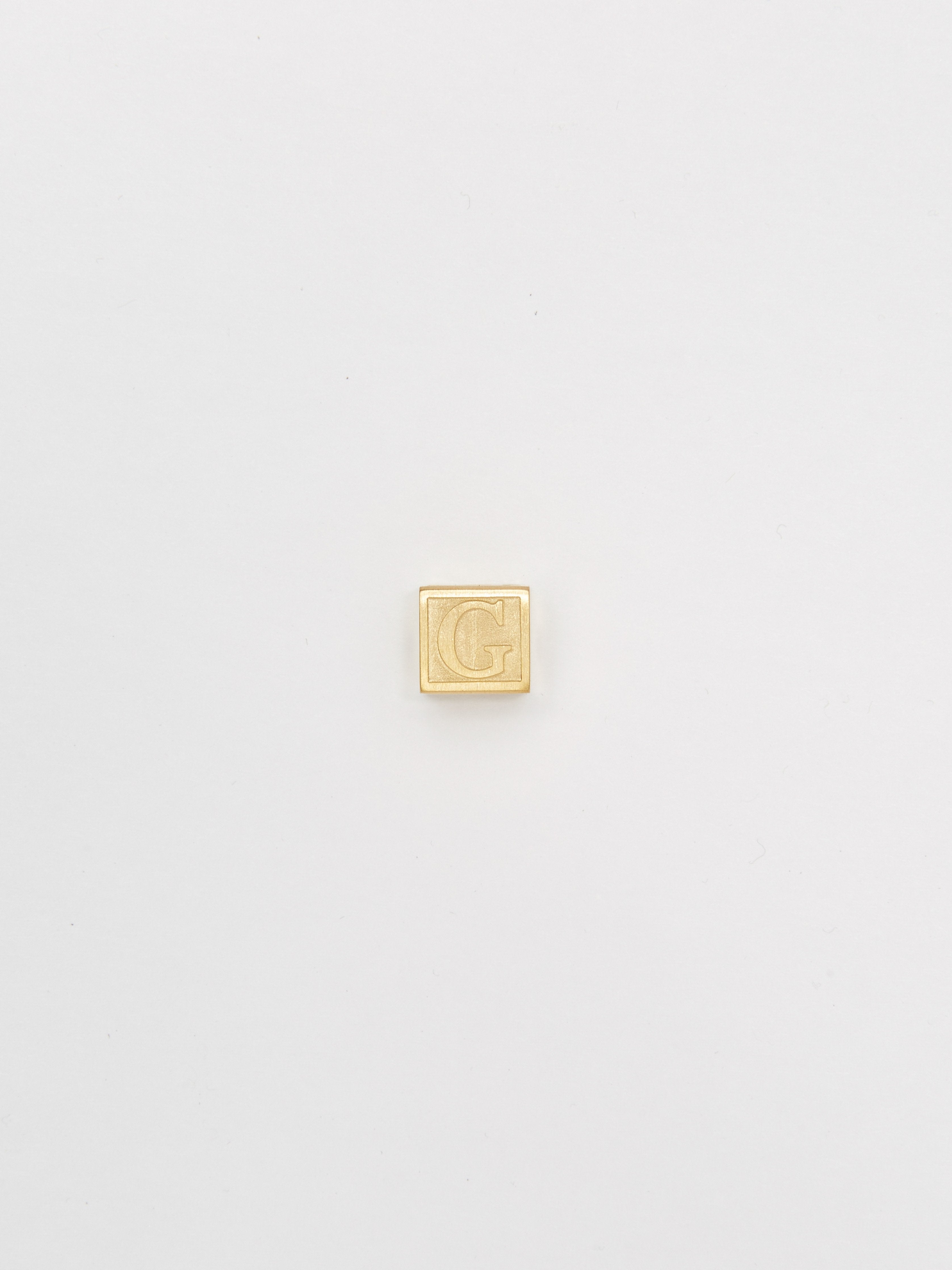 Full view flat lay of "G" Letter Block letters Bagatiba 