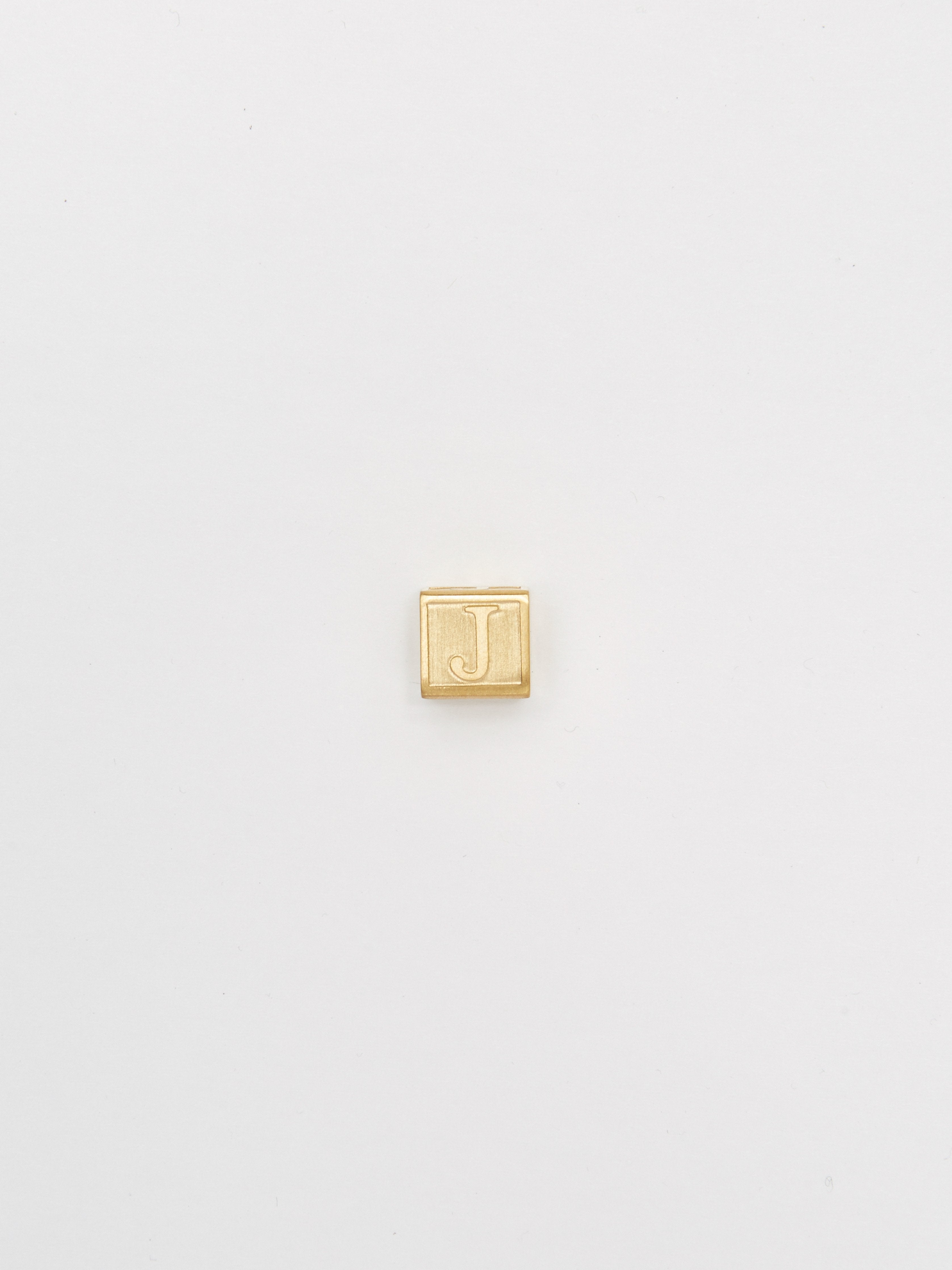 full view flat lay of "J" Letter Block letters Bagatiba 