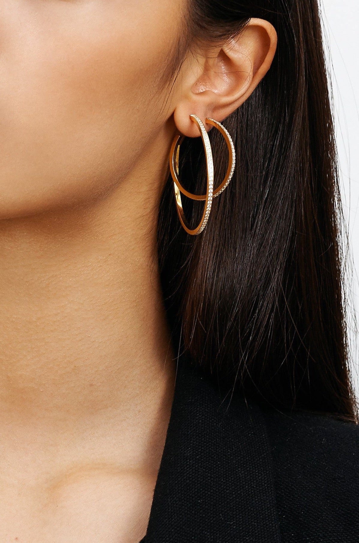 Model wearing Medium & Large Diamond Hoops Earrings Bagatiba 