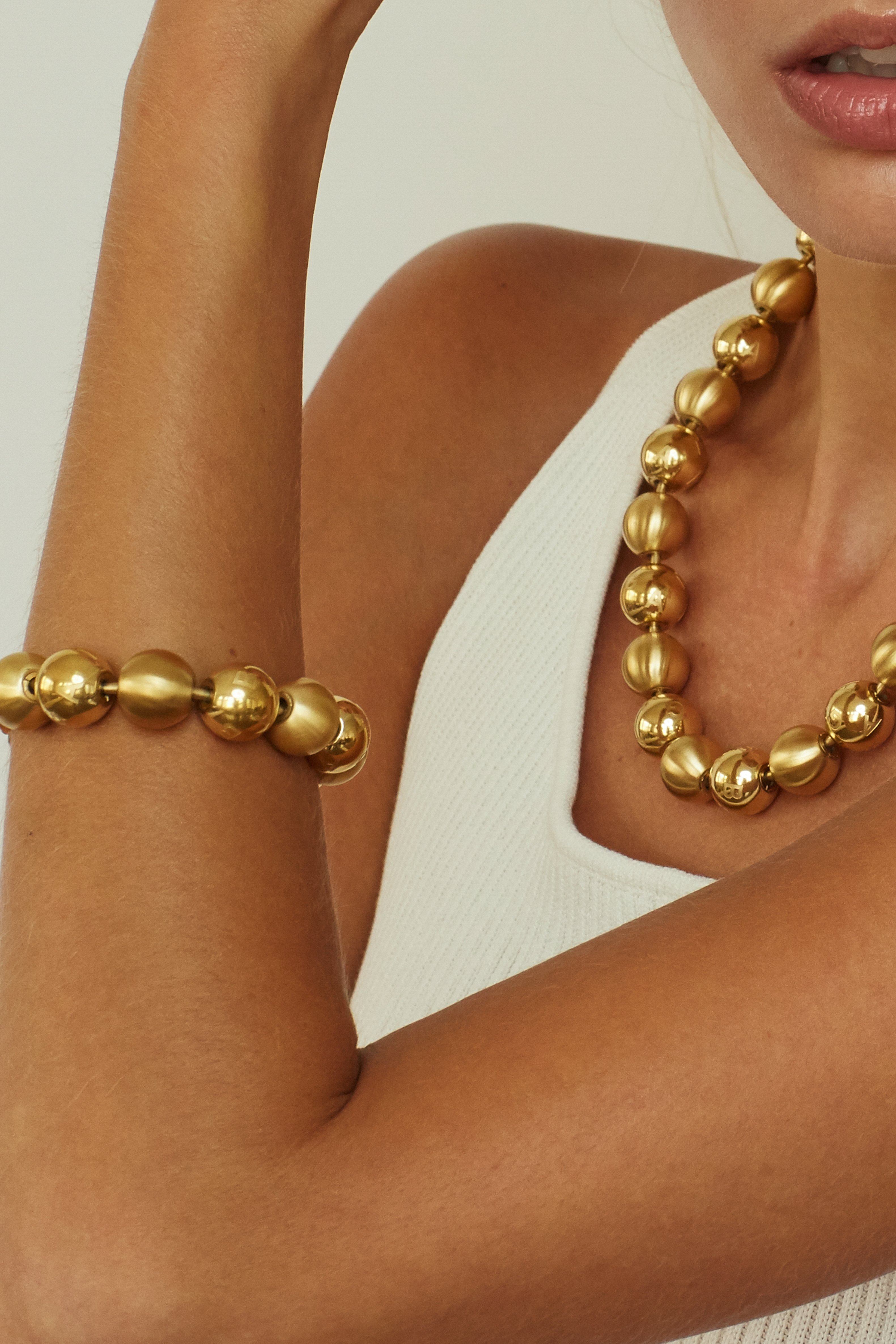 Detail view on model of Mixed Sphere Bracelet Necklace bagatiba 