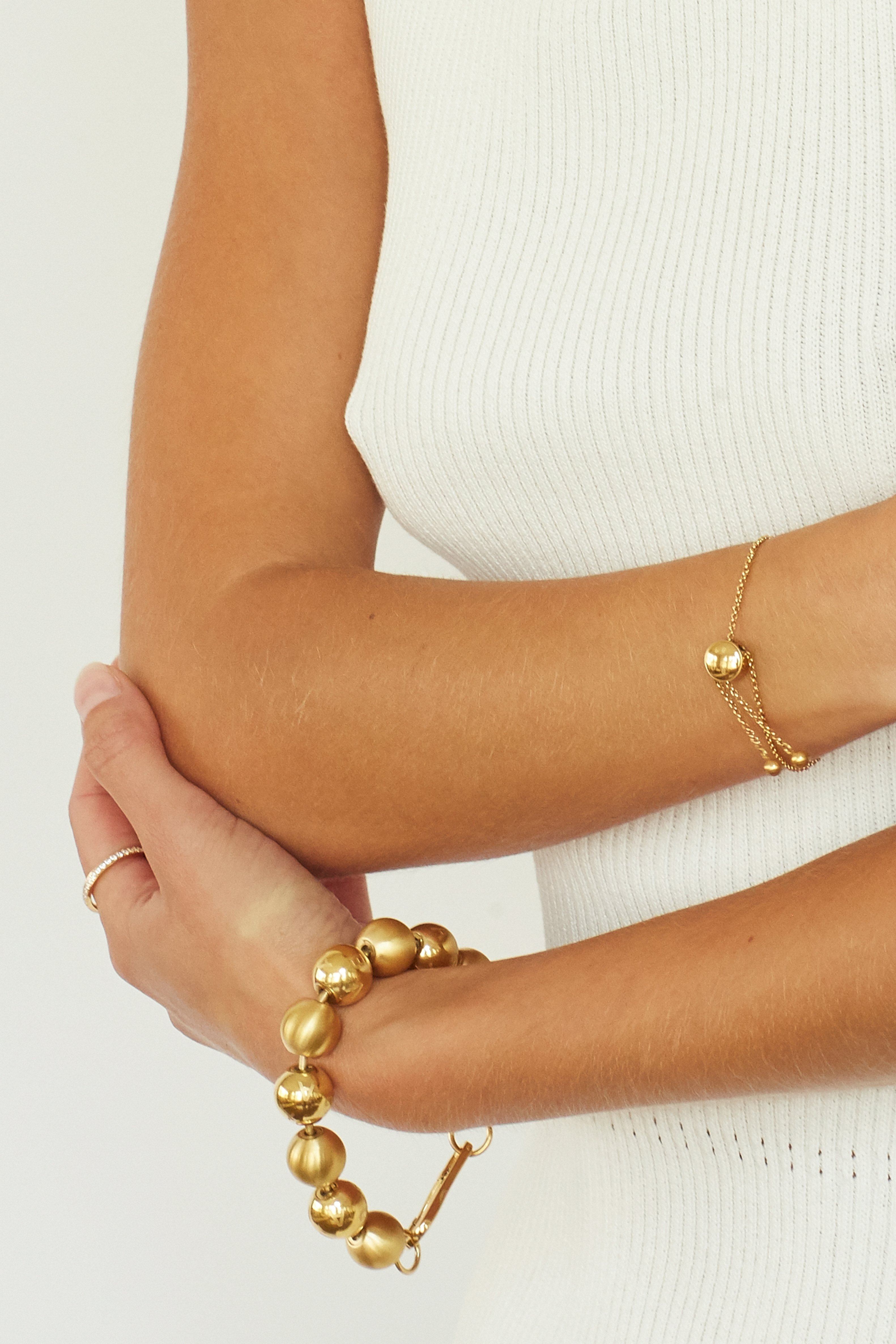 Detail view on model of Mixed Sphere Bracelet Necklace bagatiba 