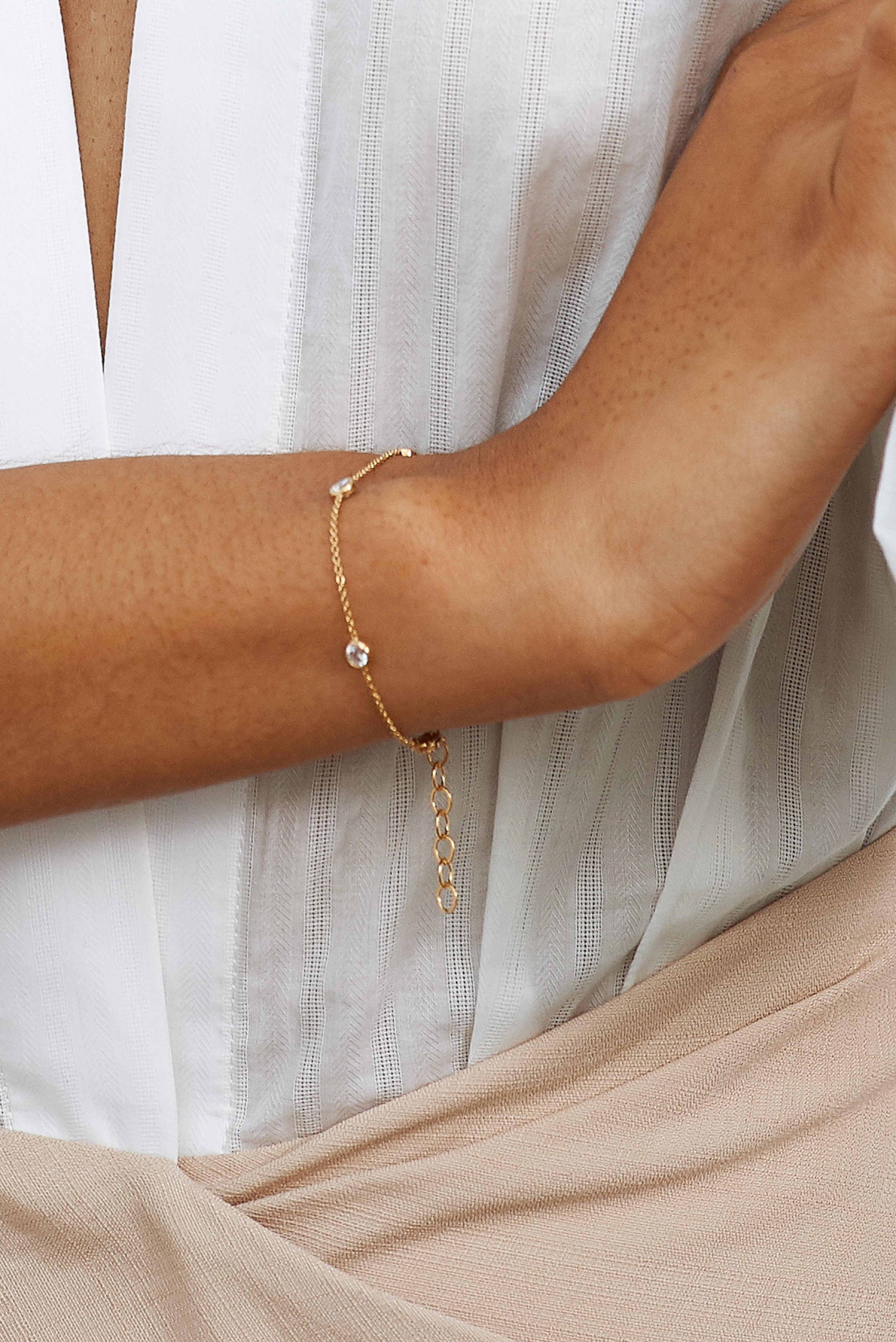 Close detailed cropped view of Princess Bracelet by Bagatiba on wrist