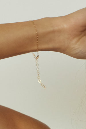Simple Chain Bracelet - rollover