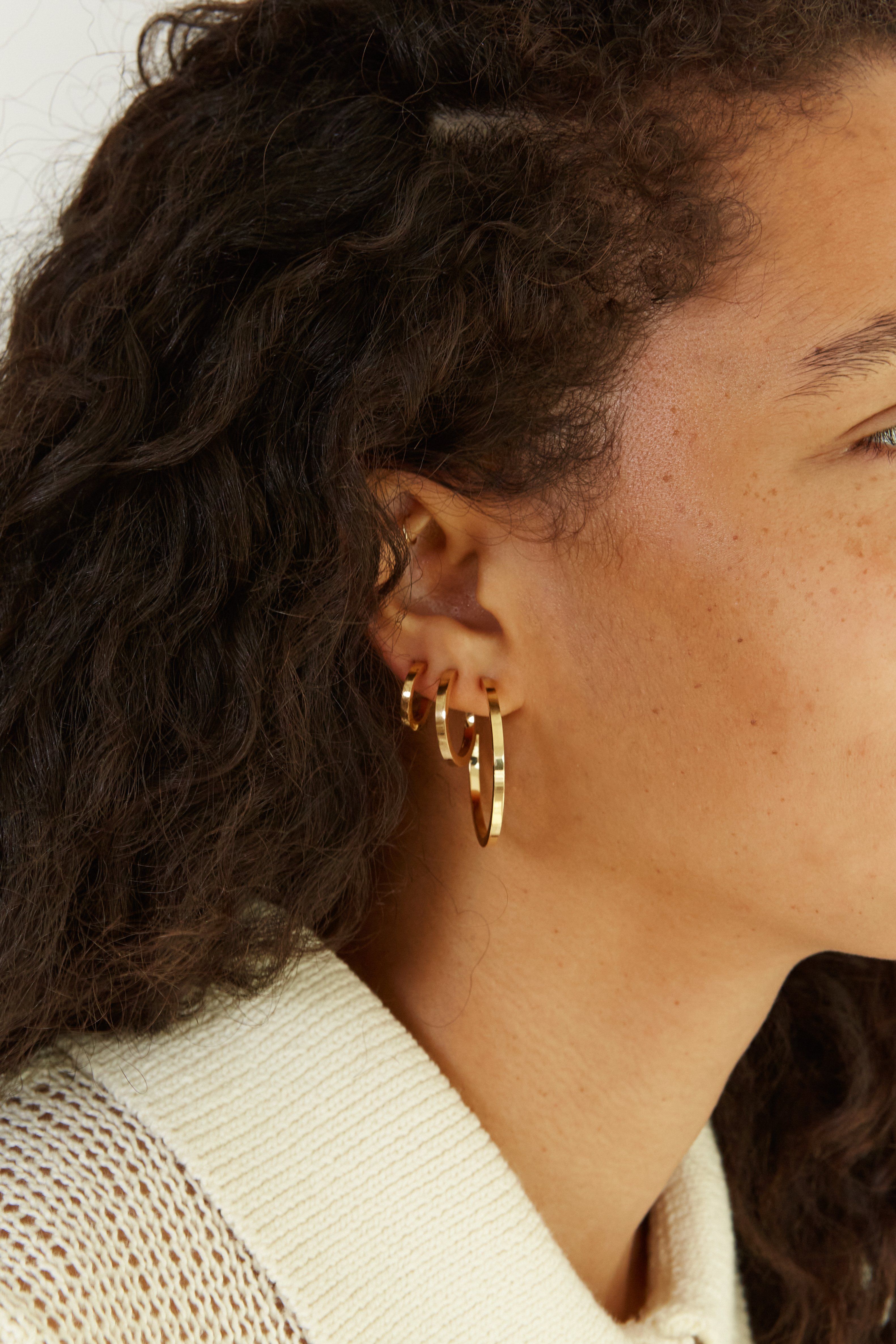 Simple Gold Hoops Earrings Bagatiba 