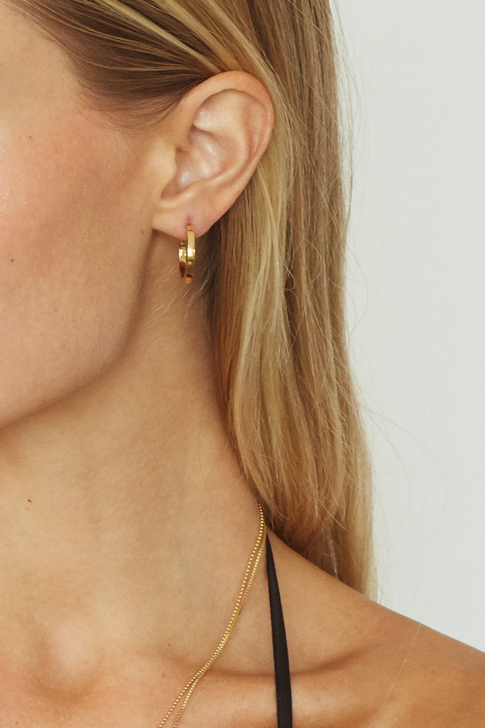 Small Simple Gold Hoops Earrings Bagatiba 