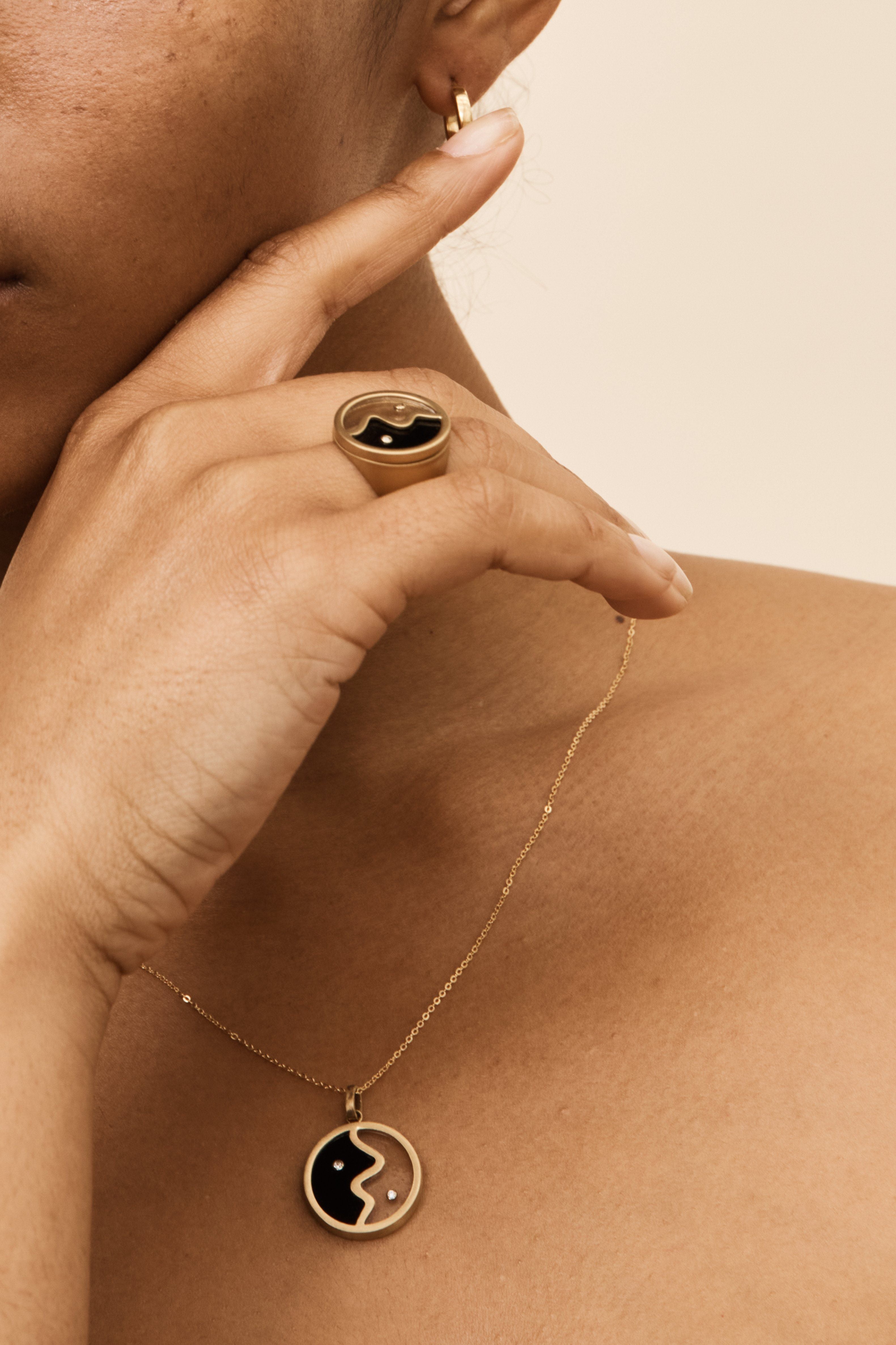 Yin Yang Glass Necklace Necklace bagatiba 